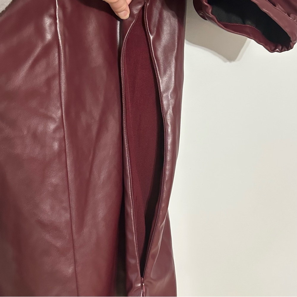 TUCKERNUCK Hyacinth House Burgundy Front Zip Faux Leather Mini Dress - Picture 8 of 9